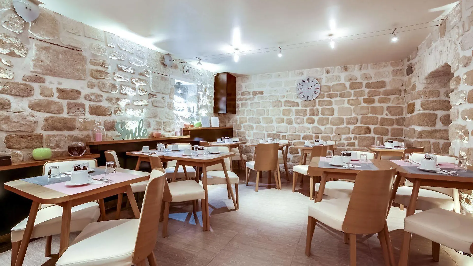 De Bellevue Gare Du Nord Hotel