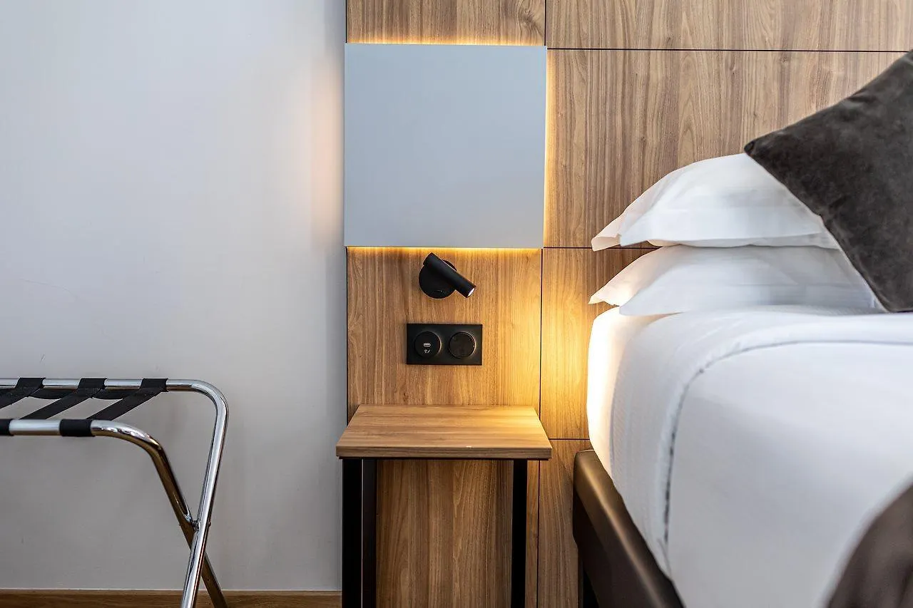 Hotell De Bellevue Gare Du Nord