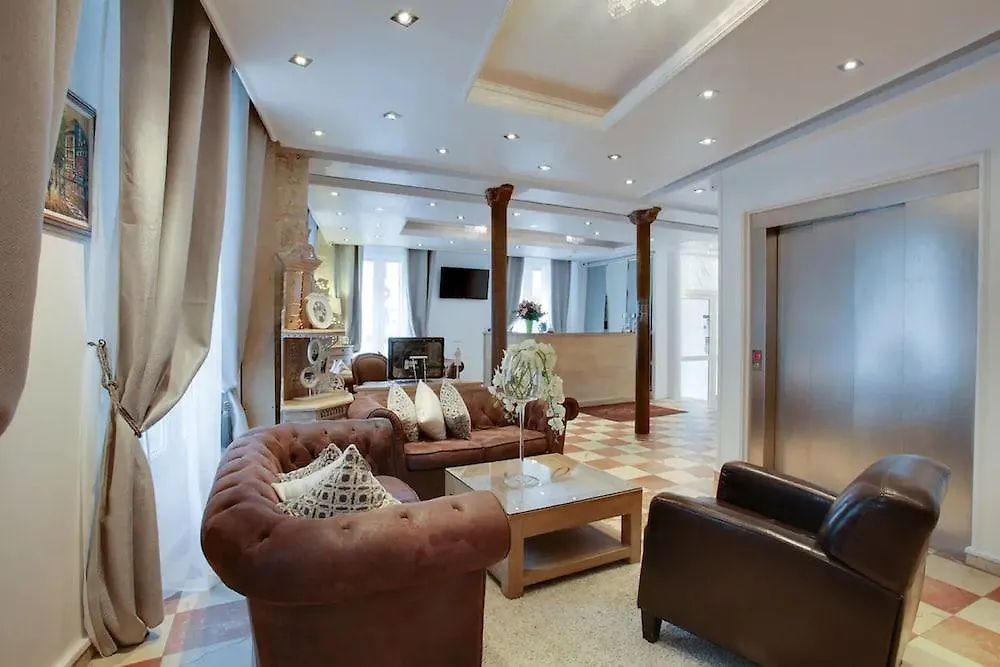 Hotell De Bellevue Gare Du Nord 3*